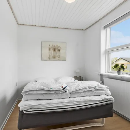 Feriehus 3 Bedroom Stunning In *
